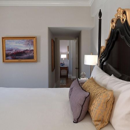 Hotel Viking Newport Ngoại thất bức ảnh